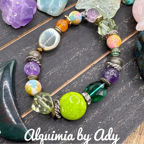 Orange jade Amethyst beaded bracelet/February birthstone/crown chakra bracelet/ - Picture 1 of 11